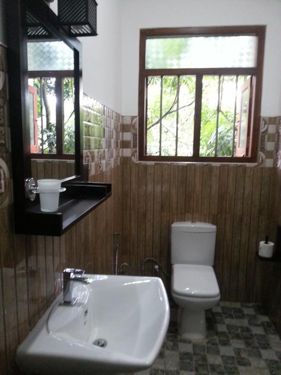 Eco Square Resort Mirissa Room photo